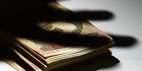 На Сумщині колишньому заступнику начальника Шосткинського відділу поліції загрожує до 10 років позбавлення волі за хабарництво