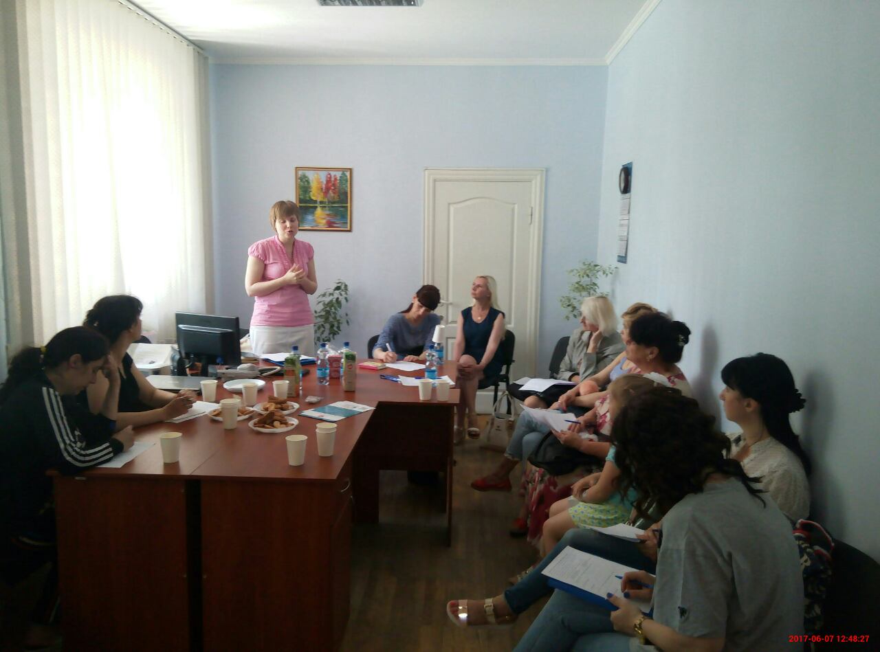 Переселенців у Сумах зібрали за «круглим столом»