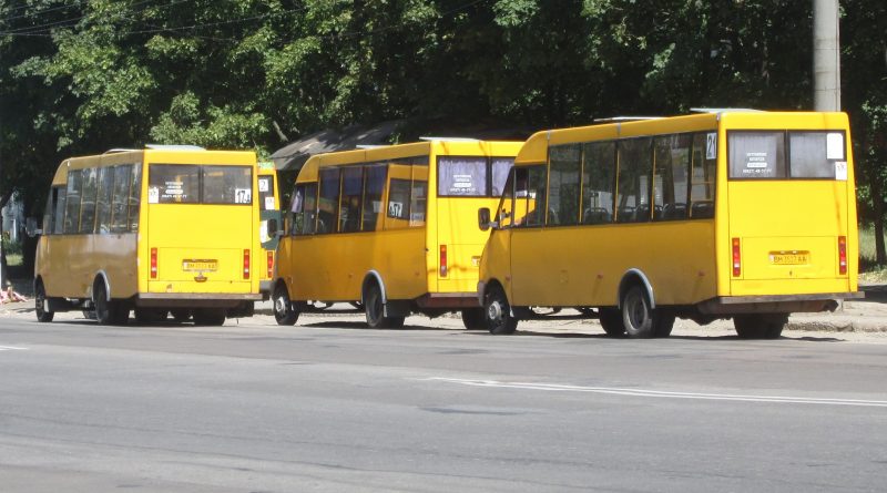 Жителі Добровільної знову скаржаться на непостійний графік перевізників Жителі Добровільної знову скаржаться на непостійний графік перевізників