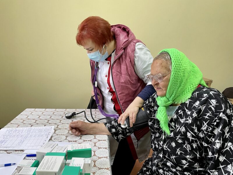 лікар у селі на Сумщині