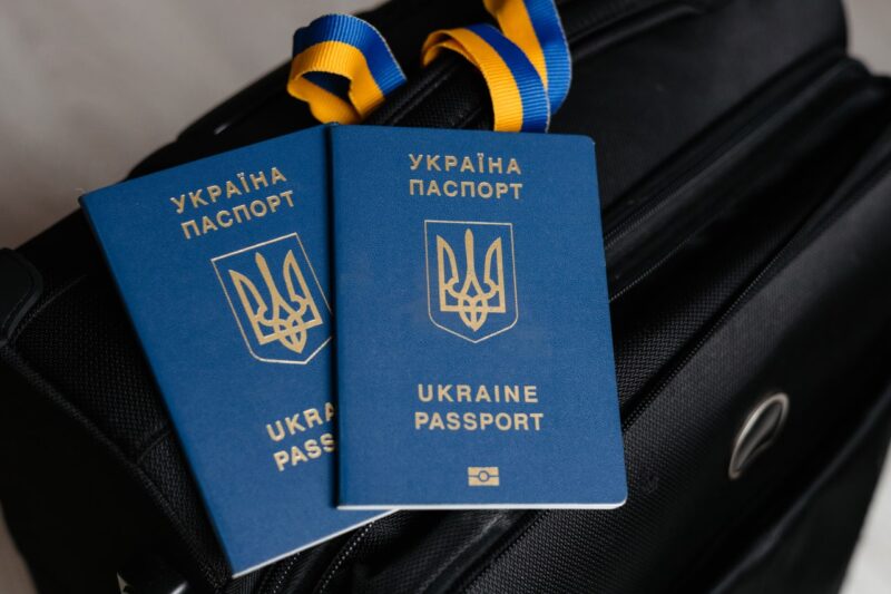 закордонний паспорт