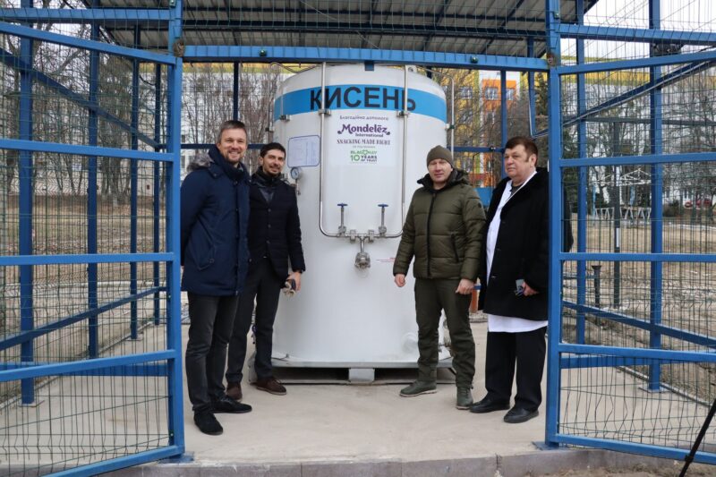 Тростянецька лікарня отримала кисневу станцію від місцевого підприємства