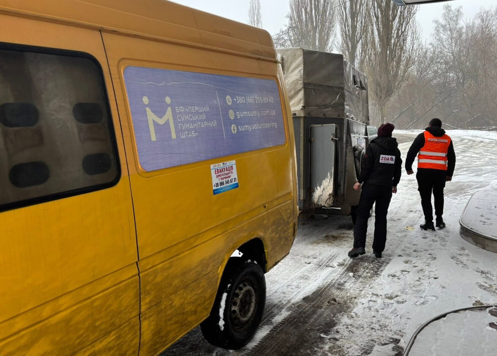 Евакуація зі збереженням господарства: як волонтери Першого гуманітарного штабу Сум рятують родини і їхніх тварин з прикордоння