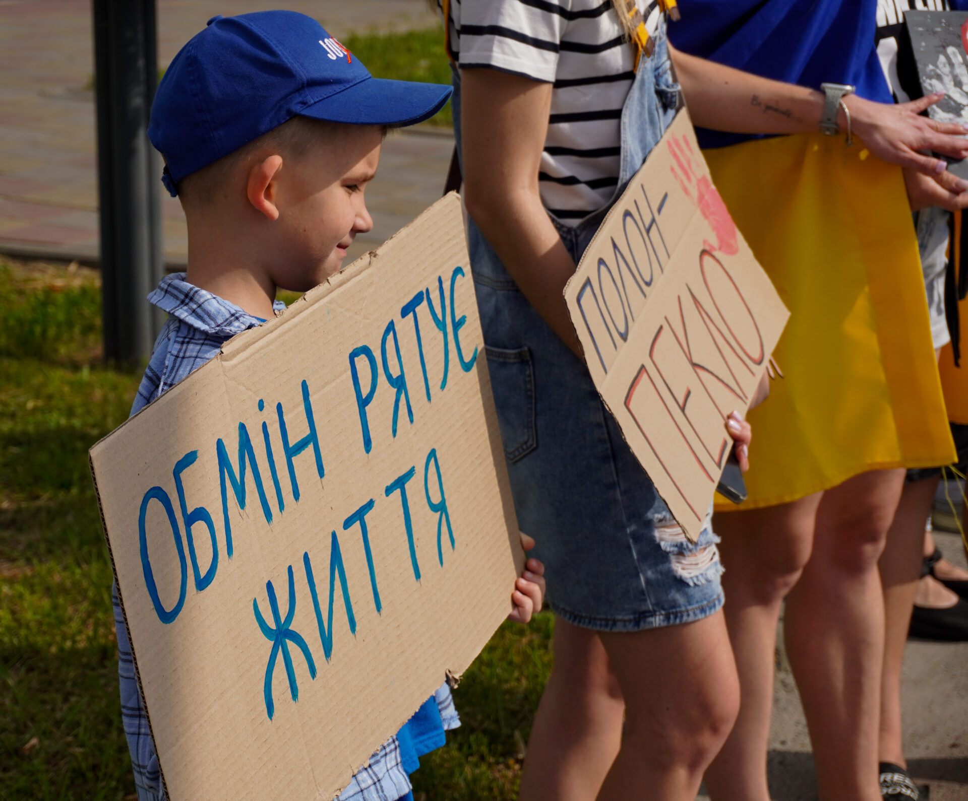У Сумах вшанували пам’ять закатованих і страчених у полоні захисників та цивільних